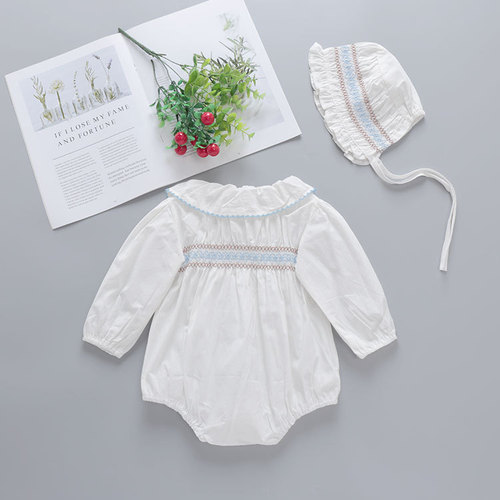 Korean version of ins autumn baby girl lotus leaf collar 0-3 years old long-sleeved triangle harem top with hood two-piece set