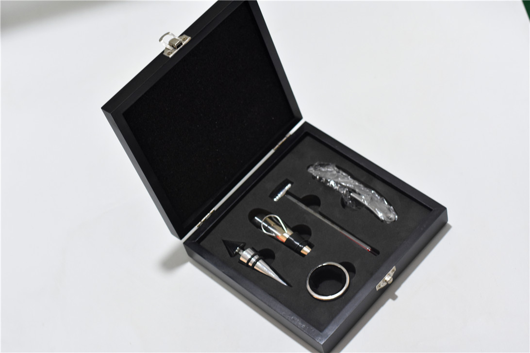 开瓶器五件套木盒套装葡萄酒酒具礼品盒可以印logo厂家供应红酒杯