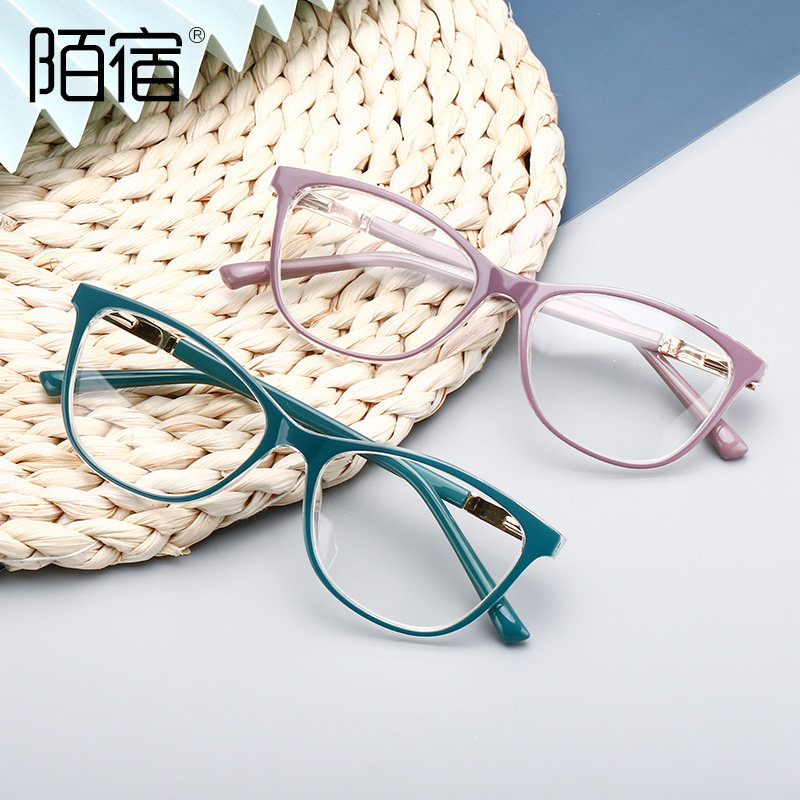 New European and American flat lens cross-border anti blue light glasses cat eye spring leg 2020 Brazil model Moshu 32004