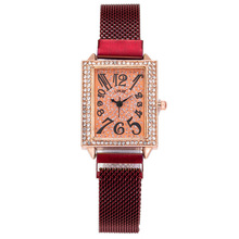 �¿���W�tͬ��Ůʿ�ֱ��n��r�г������ΝM荌W��Ů�b������l