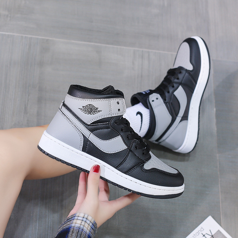 Shadow gray sb low-top sneakers 2021 spr...