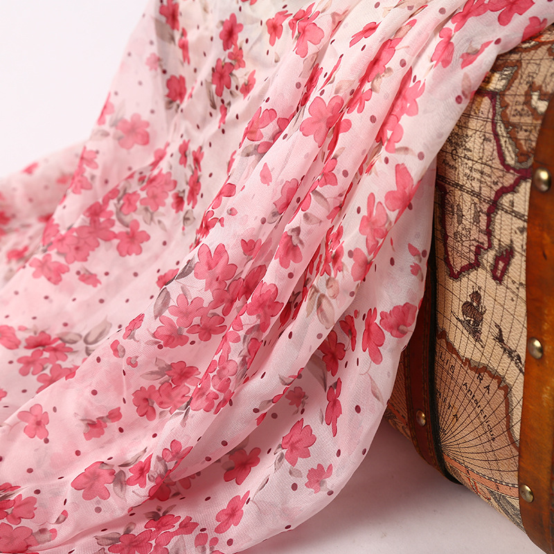 夏季新款数码印花平纹碎花雪纺印花布 时尚吊带衫连衣裙涤纶布料