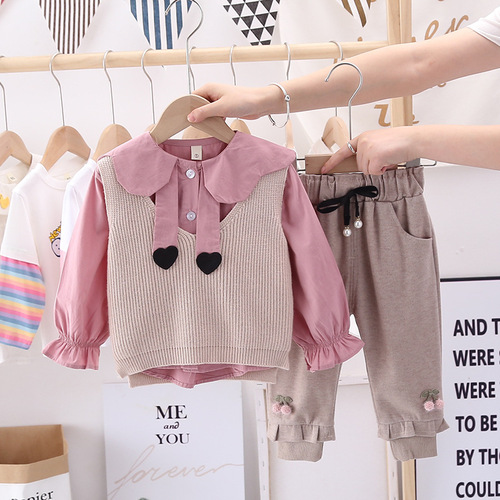 Baby girl's spring and autumn fashionable suit 1-3 years old baby children's clothing 2 Korean version outing clothes autumn three-piece set for children