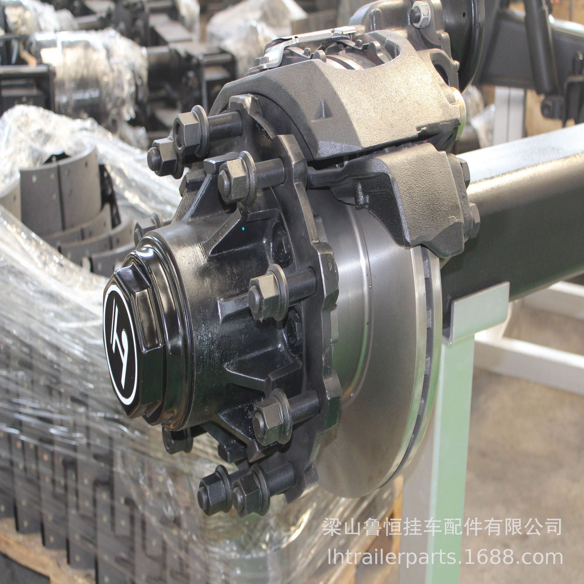 Disc Brake Axle Factory Wholesale Large Quantity Discount Foreign Trade 13-Ton 16-Ton Disc Brake Axle