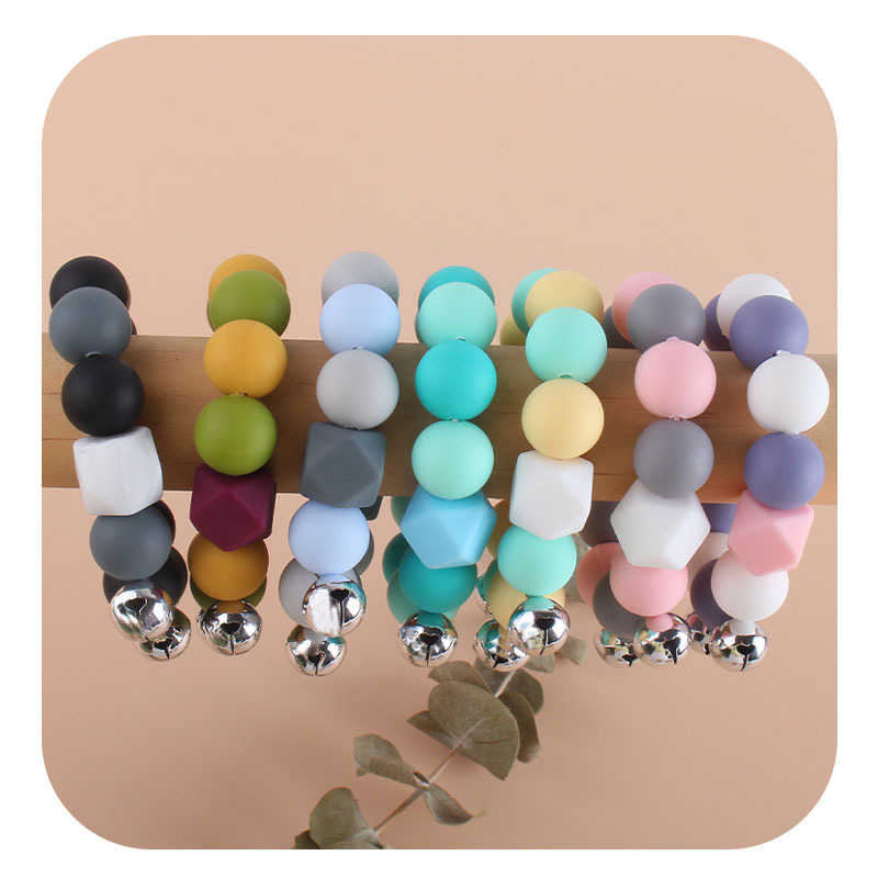 Bebé creativo sonando juguete mordedor Nueva campana de silicona teether pulsera dientes infantiles molienda palo