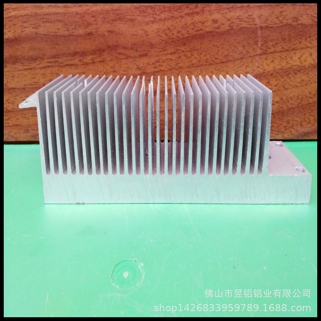 专业供应太阳花散热器铝合金型材 梳子散热器铝合金 电子机盒铝材