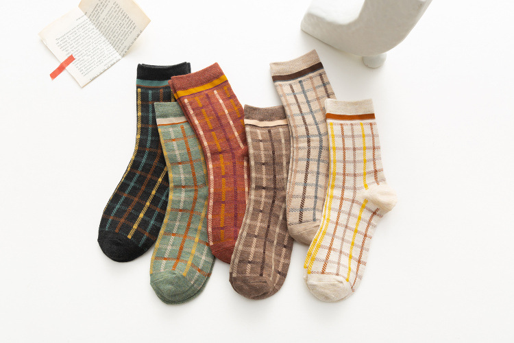 Korean new socks lattice middle tube socks autumn and winter socks NSFN4075