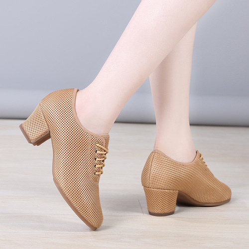 Dance handkerchief ladies summer mesh ballroom dance medium high heel soft sole teacher sailor square dance shoes Latin dance shoes