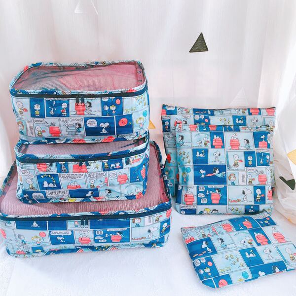Cartoon waterproof storage system for traveling