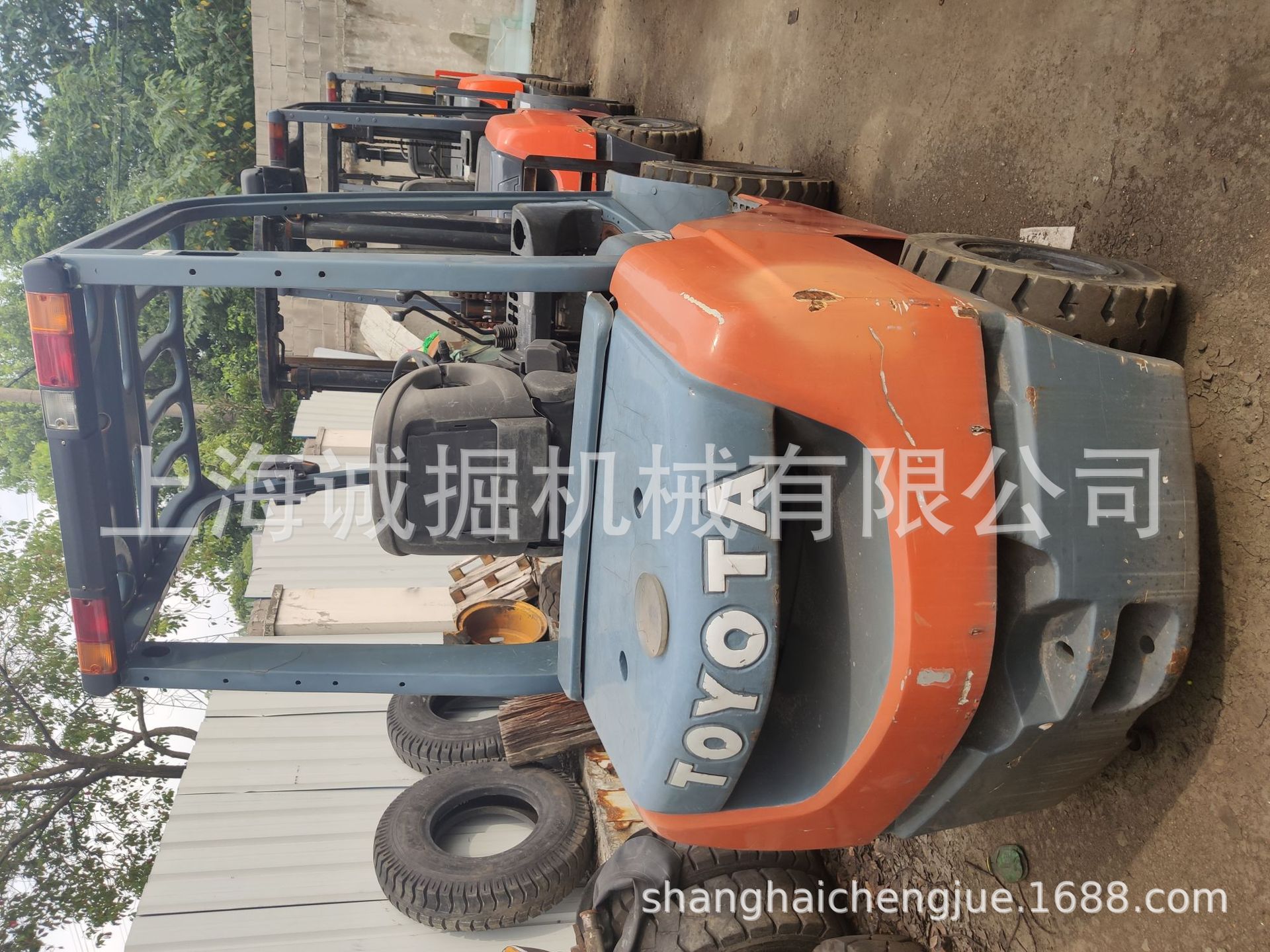 二手丰田3吨集装箱叉车，丰田30-8代叉车