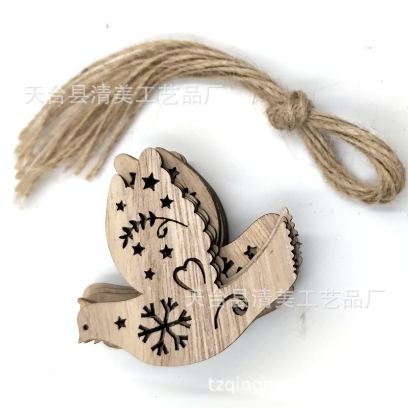 11 piezas de madera de paulownia de adornos navideños colgantes de dibujos animados creativos naturales 10 piezas en un paquete