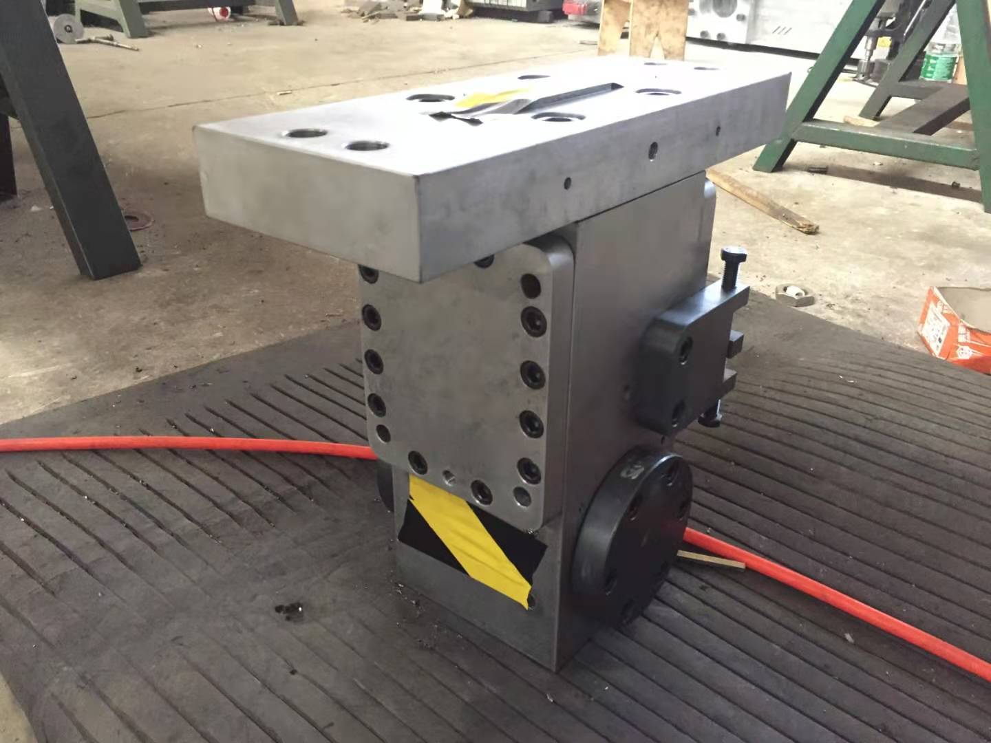 挤出模具、多层共挤分配器 波浪瓦分配器 分支器