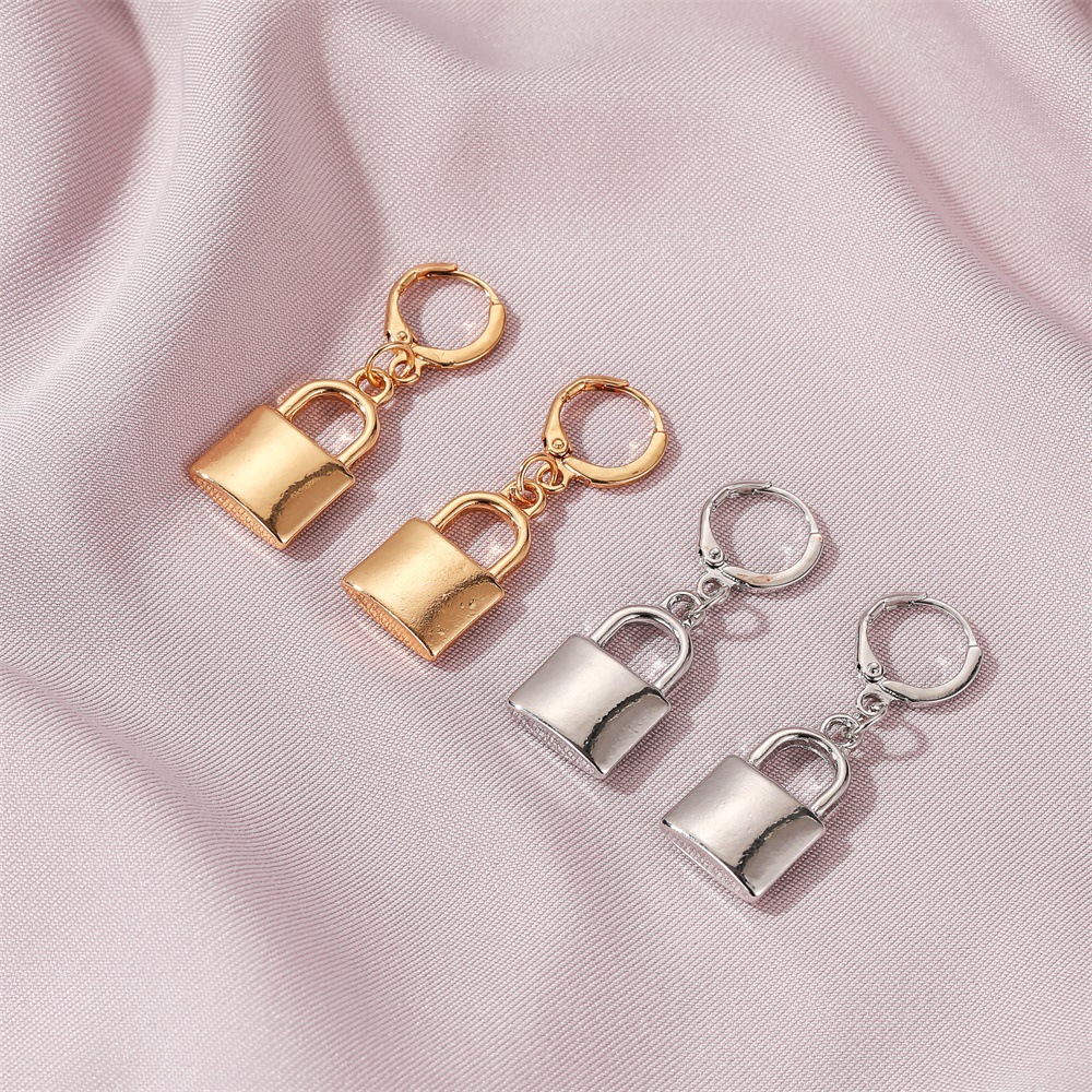 New Punk Style Hip-hop Creative Lock Ear Buckle Gold And Silver Pendant Earrings Wholesale Nihaojewelry display picture 2