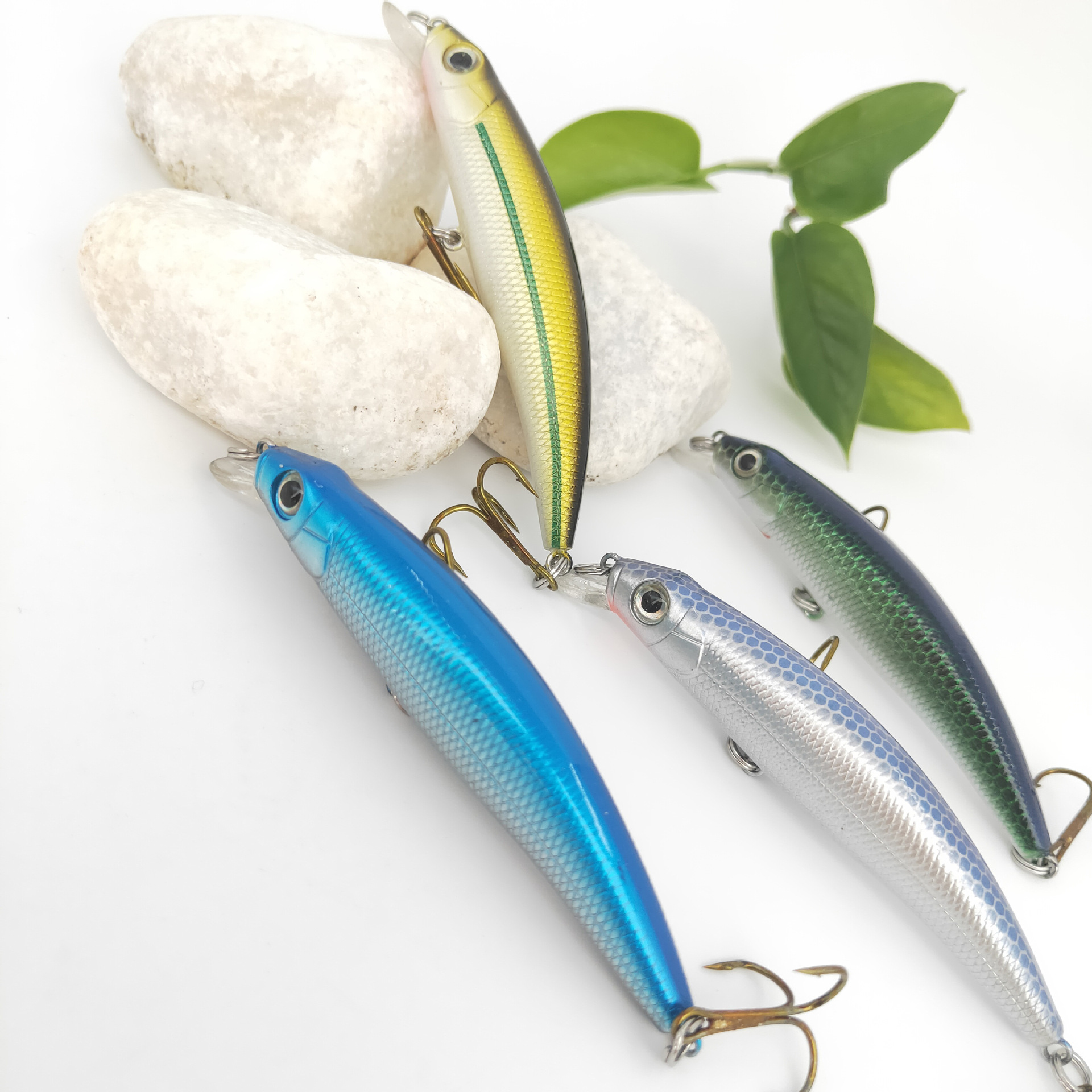 4 Colors Sinking Minnow Fishing Lures Hard Plastic Minnow Baits Bass Trout Fresh Water Fishing Lure