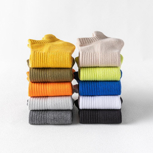 Men's solid color socks autumn and winter thickened sports socks towel bottom pure cotton cotton gauze ear short outdoor terry socks