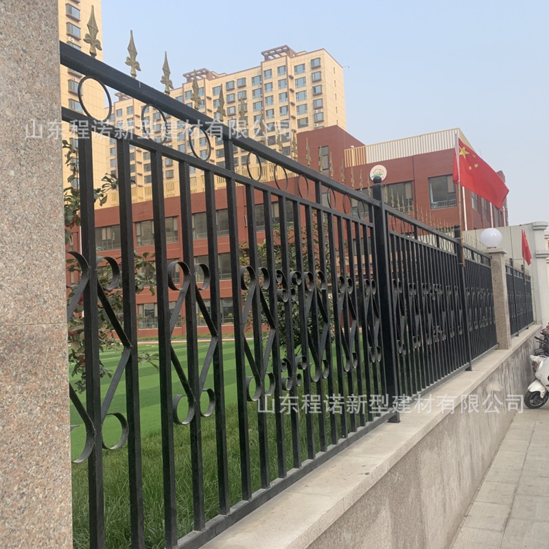 小区铸铁铁艺园林隔离防护锌钢围墙护栏定制学校园区隔离锌钢护栏