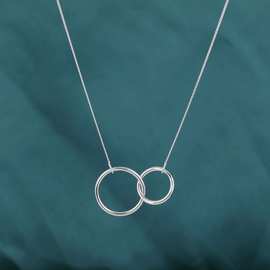S925纯银个性百搭圆圈锁骨链女式 韩版简约时尚光面双环项链