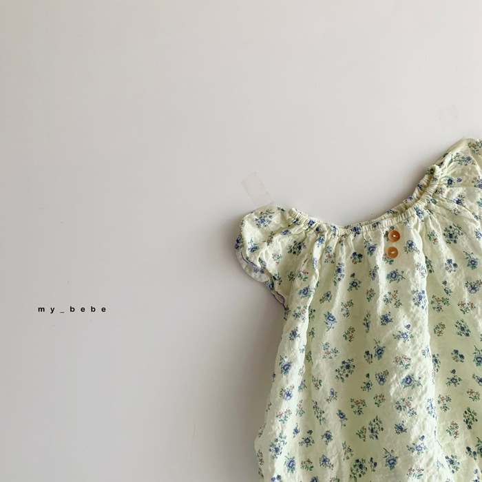 [Privacy New 7607] ropa de trepa de color para bebés, ropa de verano delgada con flores cortas, una chaqueta sin envío