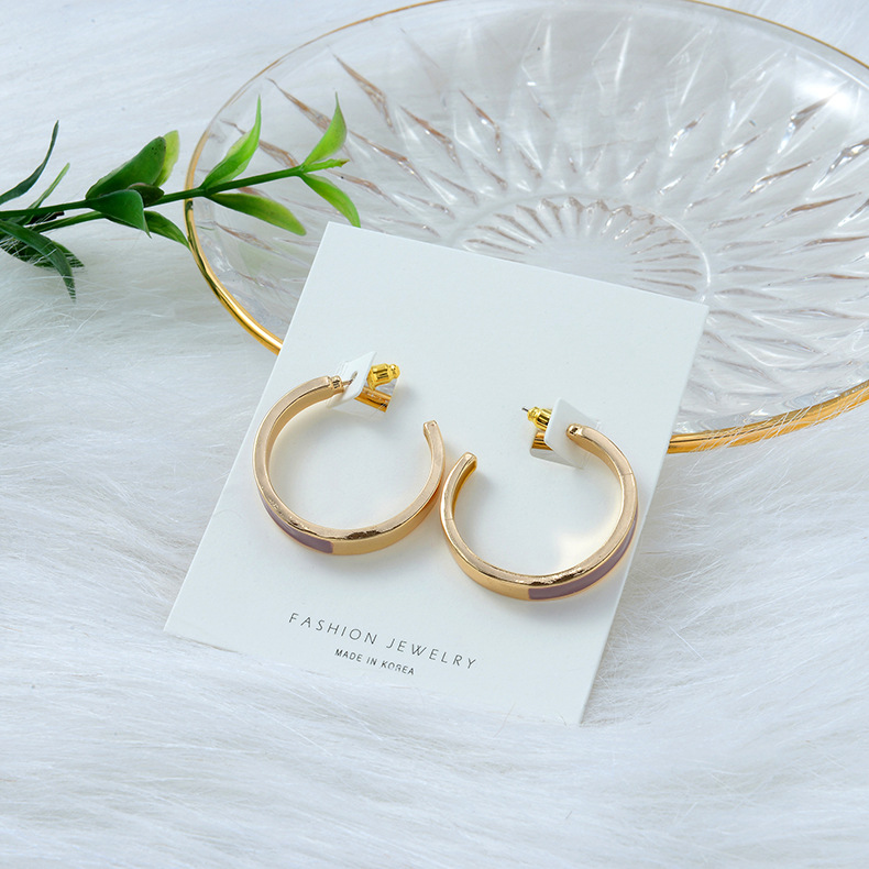 New Popular S925 Silver Pin Earrings Korea Simple Drip Color Matching Fashion C-shaped Stud Earrings display picture 1