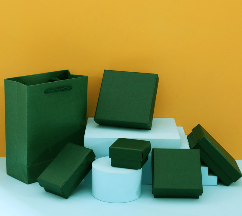 Daily Occasion 1 Piece Simple Style Solid Color Paper Jewelry Boxes