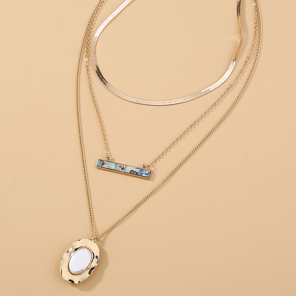 Ovale Mehrschichtige Halskette Aus Reinweißer Flacher Perle display picture 4