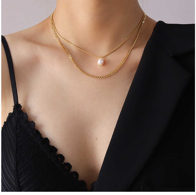 Fashion All-match  Three-layer Irregular Freshwater Necklace display picture 1