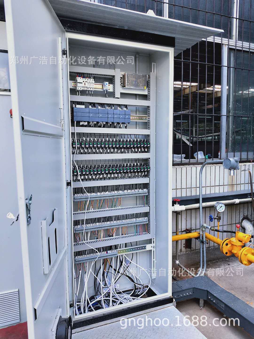 触摸屏PLC电控柜 实验室设备通风除尘自动化系统设计 变频控制柜