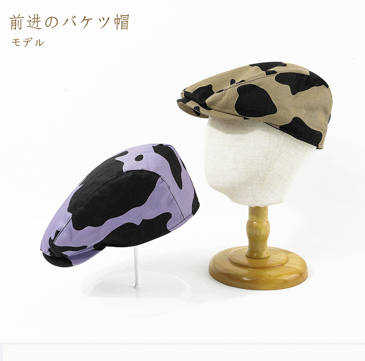 Cow  Retro Anti-wear Painter Hat Forward  Beret display picture 1