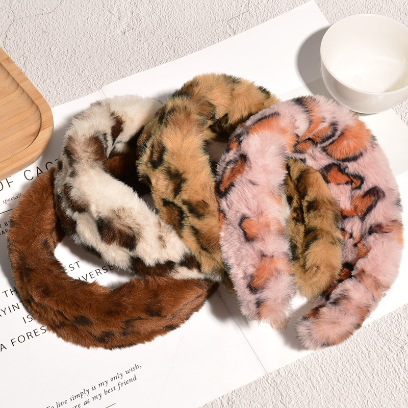 Leopard Print Retro Plush Headband display picture 3