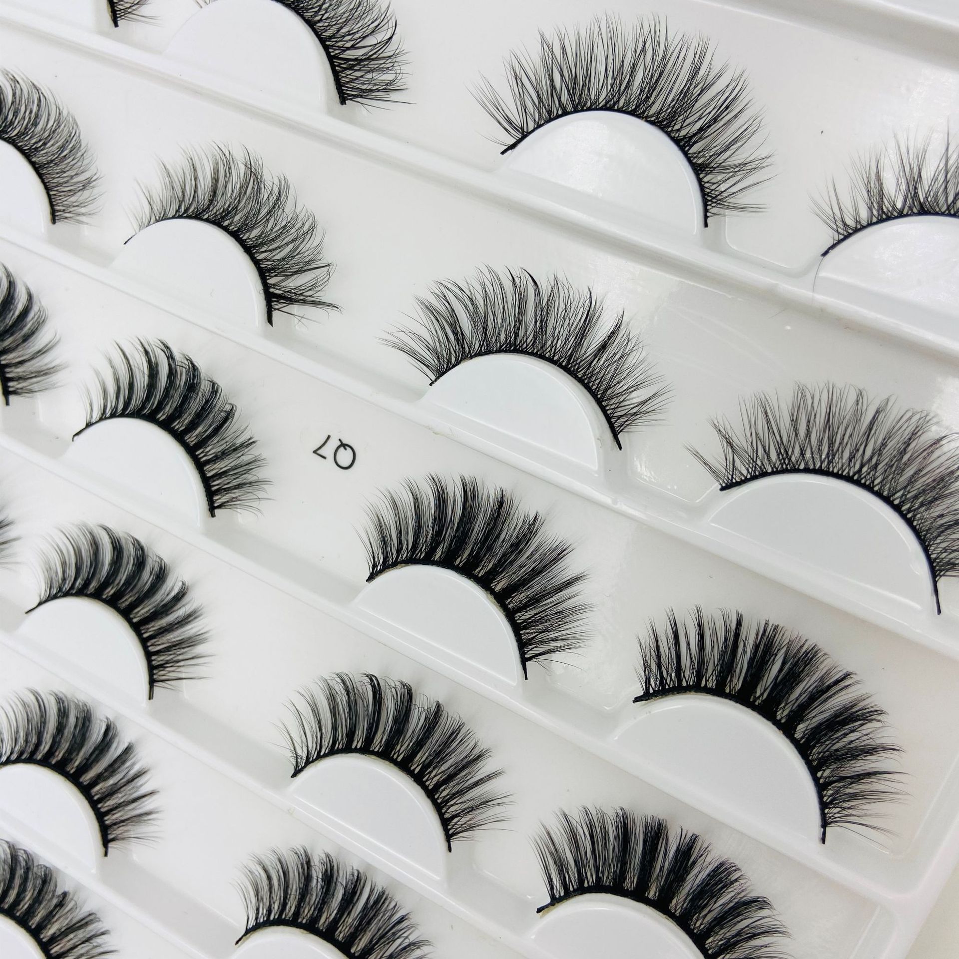 New 16 Pairs Imitated Mink Thick Thick Lengthened False Eyelashes display picture 1