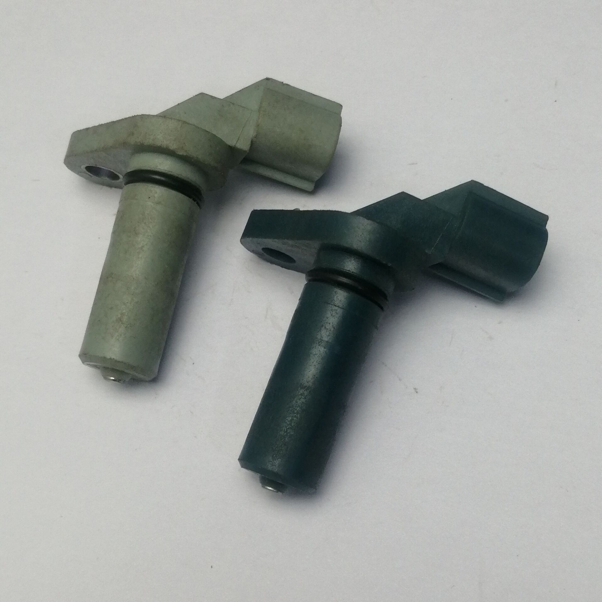 适用于1.6L雪佛兰1998-2004转速速度传感器MR470779 91176014