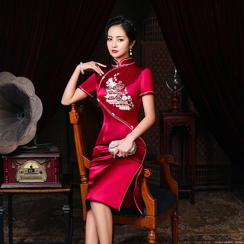 Traditional Chinese Dress Qipao Dresses for Women Embroidered long banquet wedding banquet large Qipao skirt dress