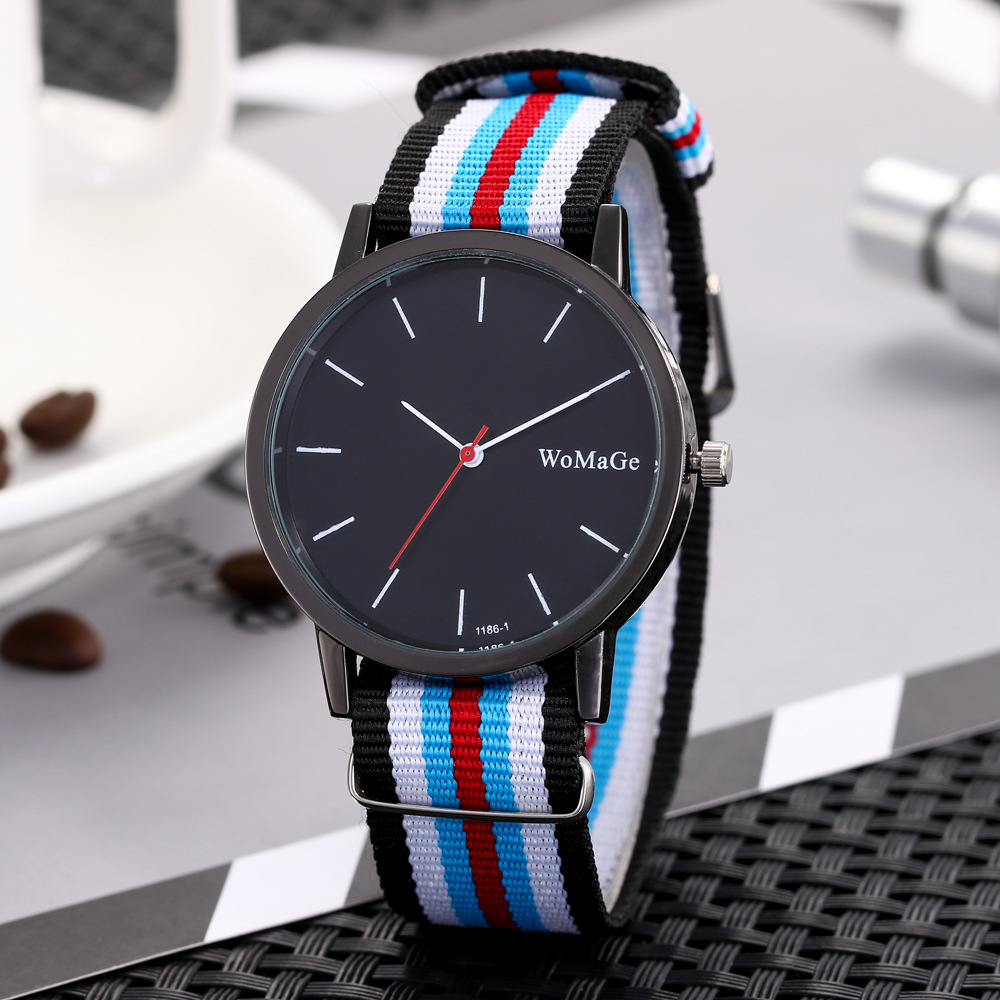 Simple Color Braided Belt Black Shell Large Dial Men's And Women's Watches Wholesale display picture 14