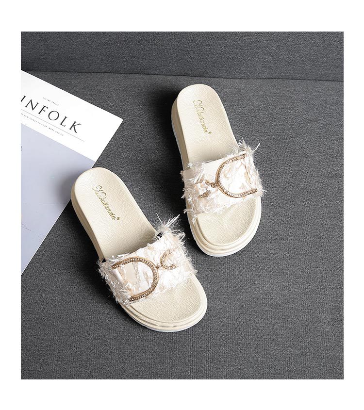 Moterų platforminės basutės ir šlepetės vasaros mada šlepetės_voghion.com