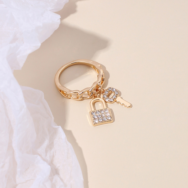 4g Weight Birthday Occasion Lock Pattern Women'S Gender Gold Color One Size Size Korean Key Lock Core Rhinestone Ring Creative Fashion Diamond Ring Wholesale Nihaojewelry 3