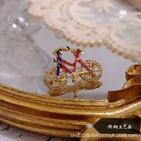 Honggang Ремесла Ювелирные Изделия Оптом Изысканная Брошь Велосипед Эмаль Глазурь Милый Маленький Свитер Пальто Винтаж