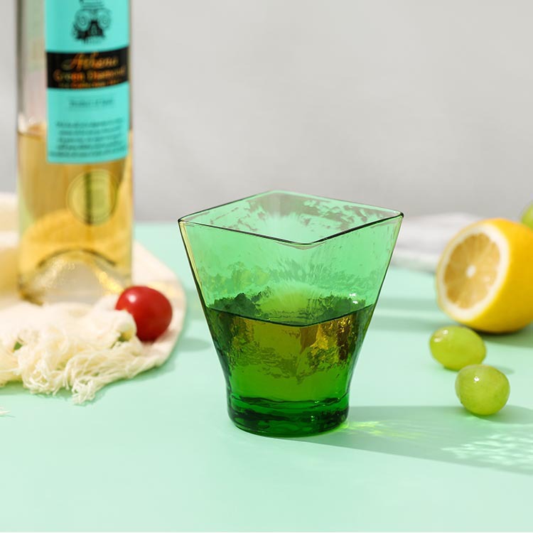 스퀘어 로우 컵