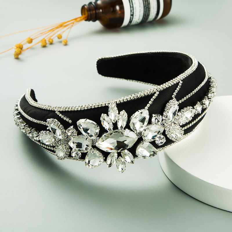 Hot Selling Fashion Full Diamond Headband Wholesale display picture 5