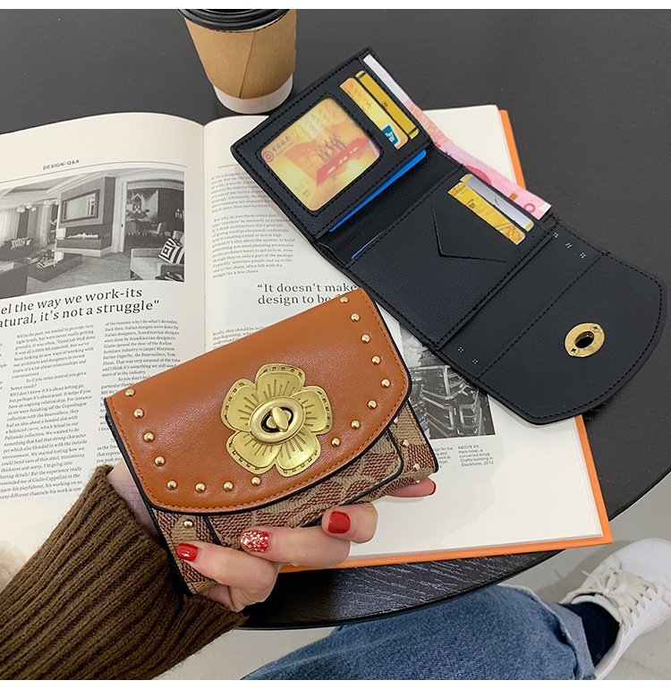 fashion camellia wallet trifold rivet short wallet multicard card holder wholesalepicture1