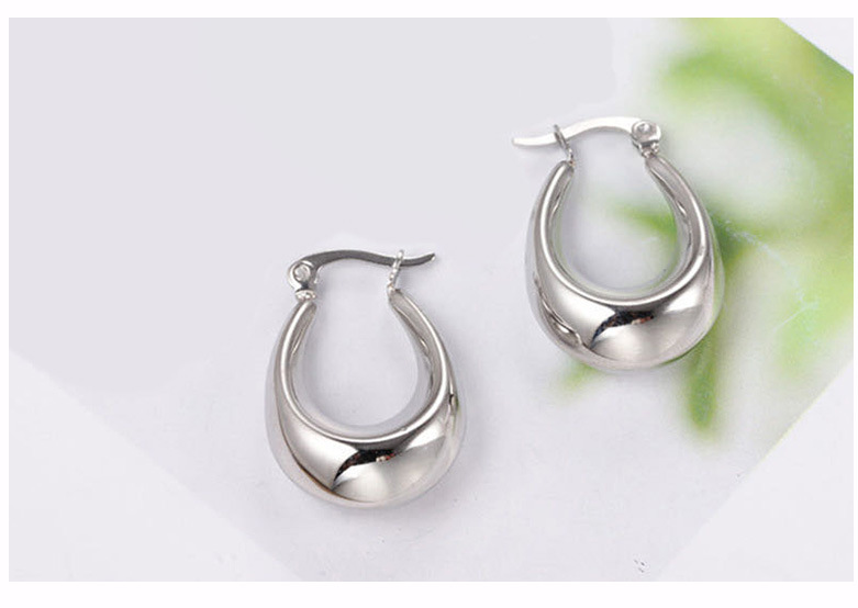 U Shape Pattern Women'S Gender Plating Design 1 Pair Casual U Shape Plating Titanium Steel Earrings
