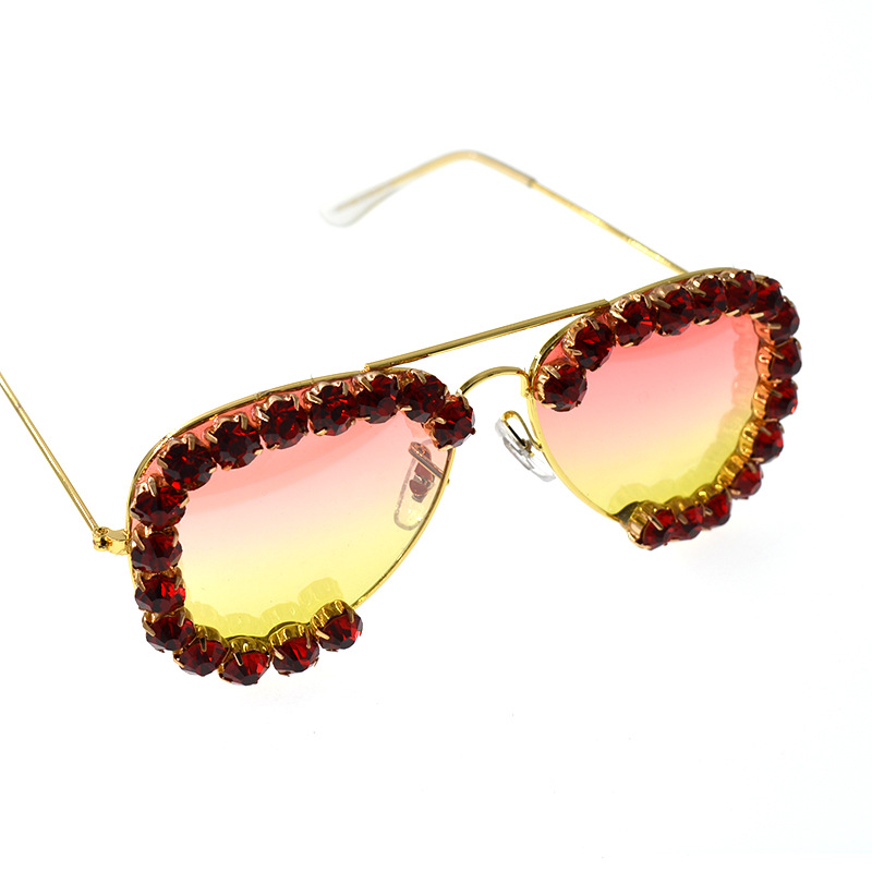 Mode Simple Nouvelle Main Diamant Personnalité Lunettes De Soleil De Haute Qualité Nihaojewelry Gros display picture 10