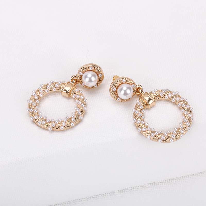 Pearl Earrings Korean Popular Jewelry 925 Silver Pin Gold Stud Earrings Hollow Pattern Earrings Wholesale Nihaojewelry display picture 3