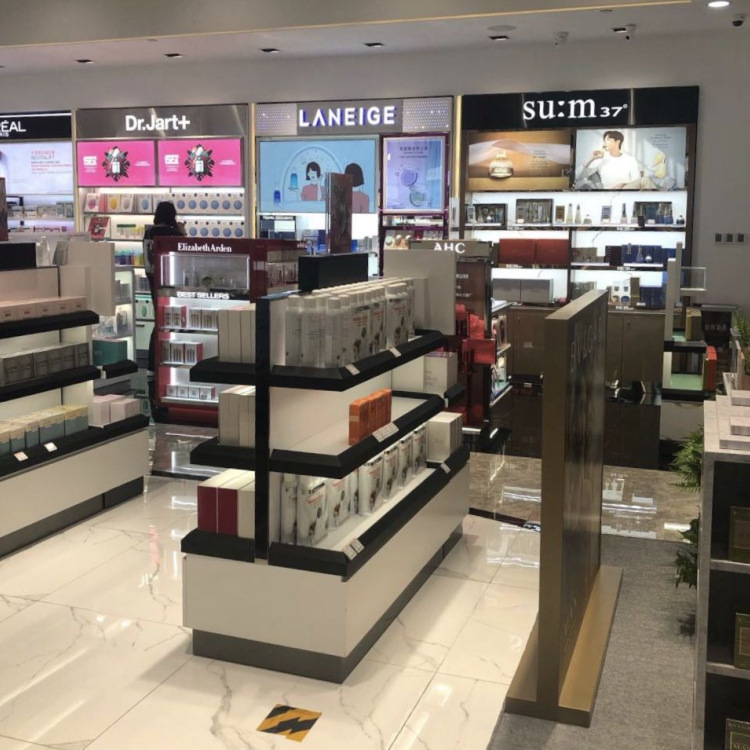 厂家生产做香水奢侈品白色烤漆柜台时尚大气出口展柜