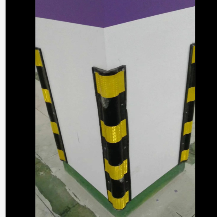 供应高强度橡胶防撞条 防撞圆护角 橡胶护角厂家定制