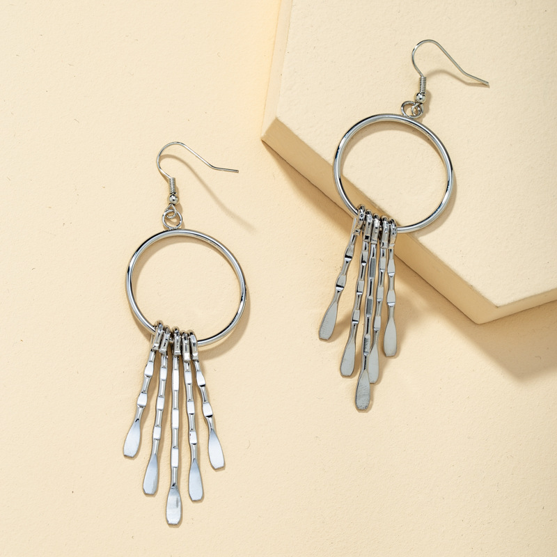 Fashion Simple Earrings display picture 7