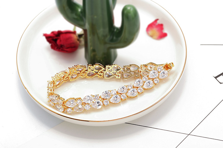 wholesale fashion shiny goldplated zircon braceletpicture2