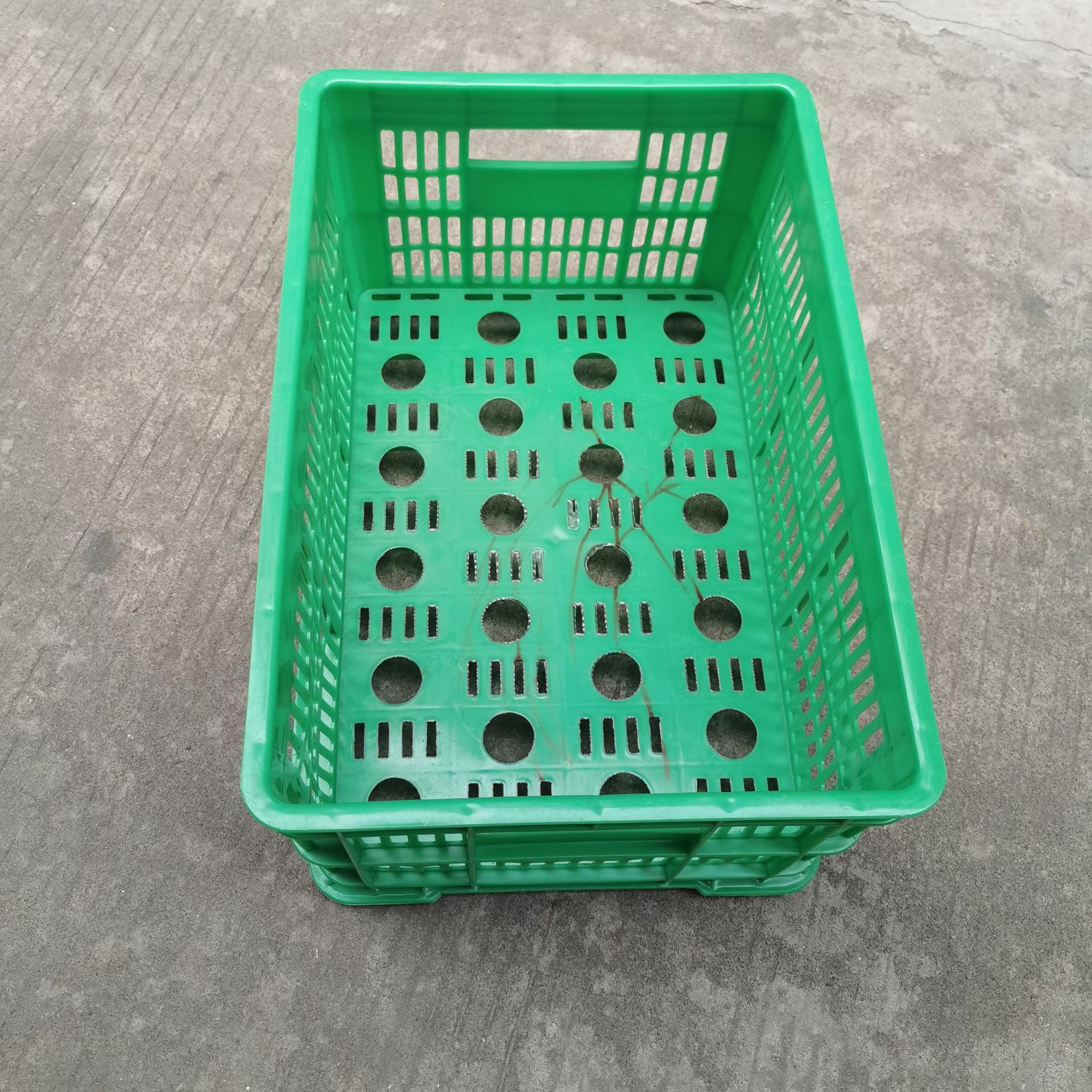 PE塑料周转筐 蔬菜水果箩筐495*340*240镂空快递框 物料周转框箩