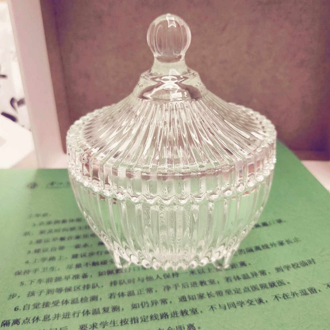 European style Crystal glass Candy jar With cover decorate Containers Creative home Yurt Sugar bowl Storage tank Decoration