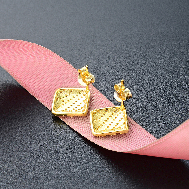 Diamante incrustado en forma de diamante dorado s925 pendientes de plata hembra estilo japonés y coreano personalidad creativa gota aceite oído joyería al por mayor