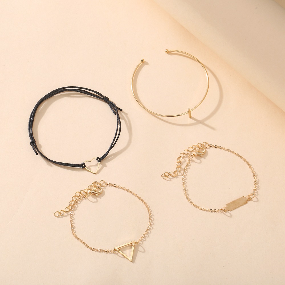 Fashion Heart Shaped Geometric Bracelet Set 4 Piece Set Creative Retro Simple Alloy Bracelet Nihaojewelry display picture 6